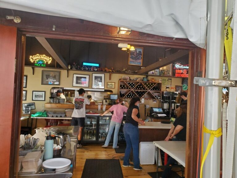 alices restaurant woodside