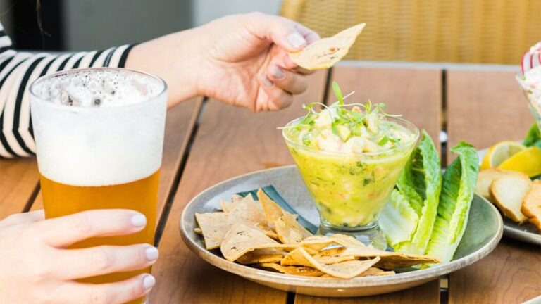 happy hour mon fri 4 1 768x432