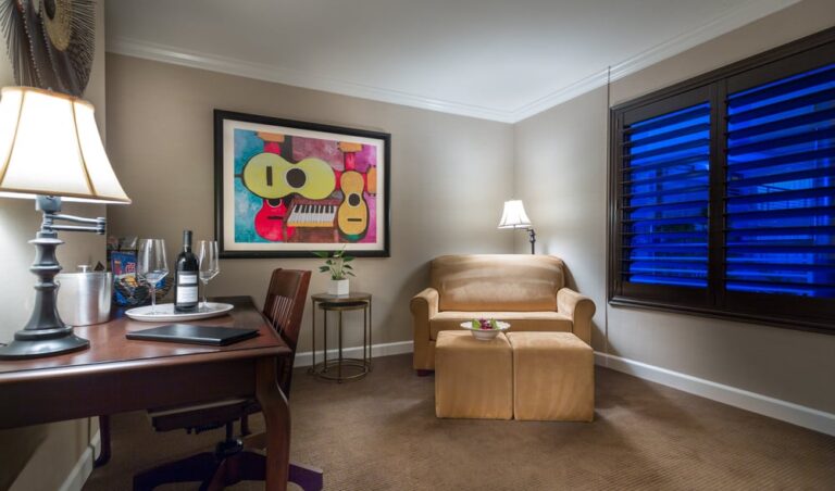 cupertino hotel cupertino