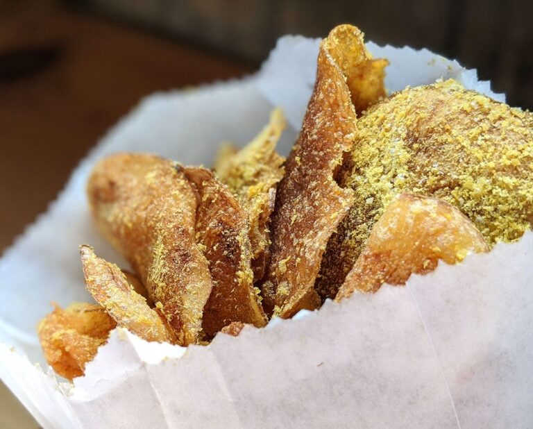 dads luncheonette half moon bay