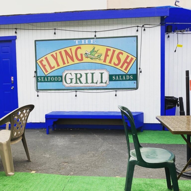 flying fish and grill half moon bay