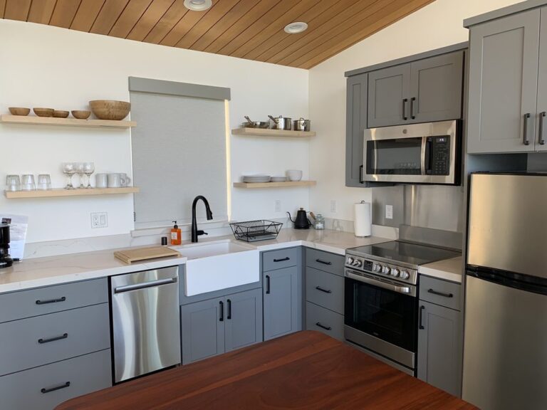 the anchor inn pacifica