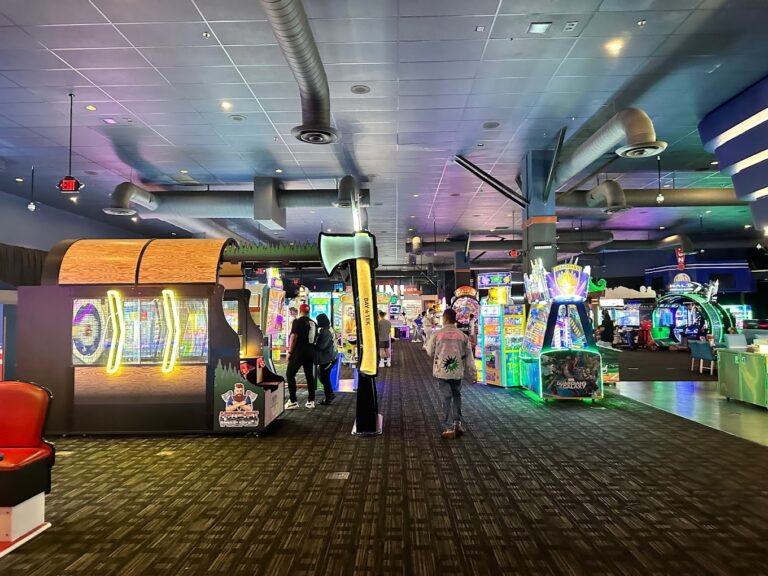 Dave Busters Milpitas1 768x576