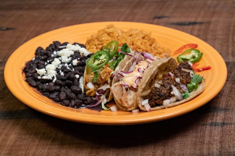 smileys schooner saloon bolinas 4