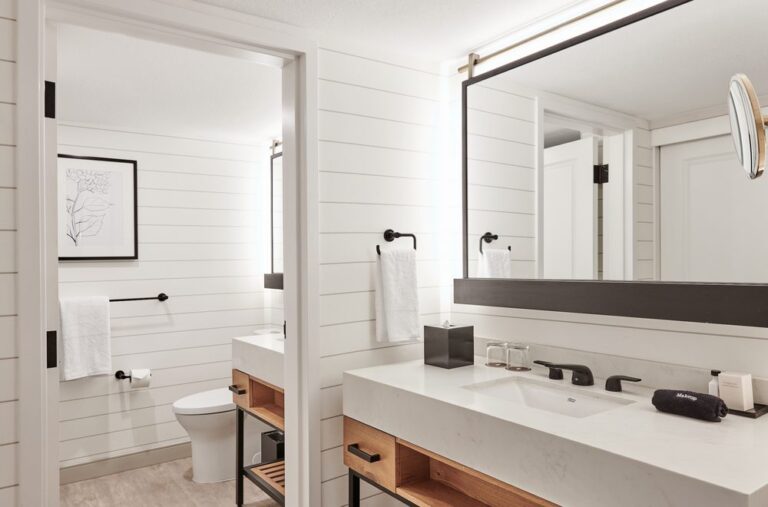 the inn at saratoga tapestry collection by hilton saratoga